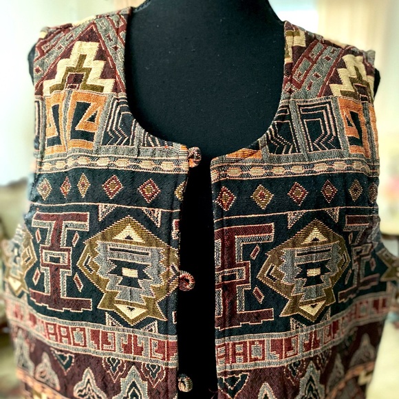 Vintage Tapestry Vest - Picture 4 of 6